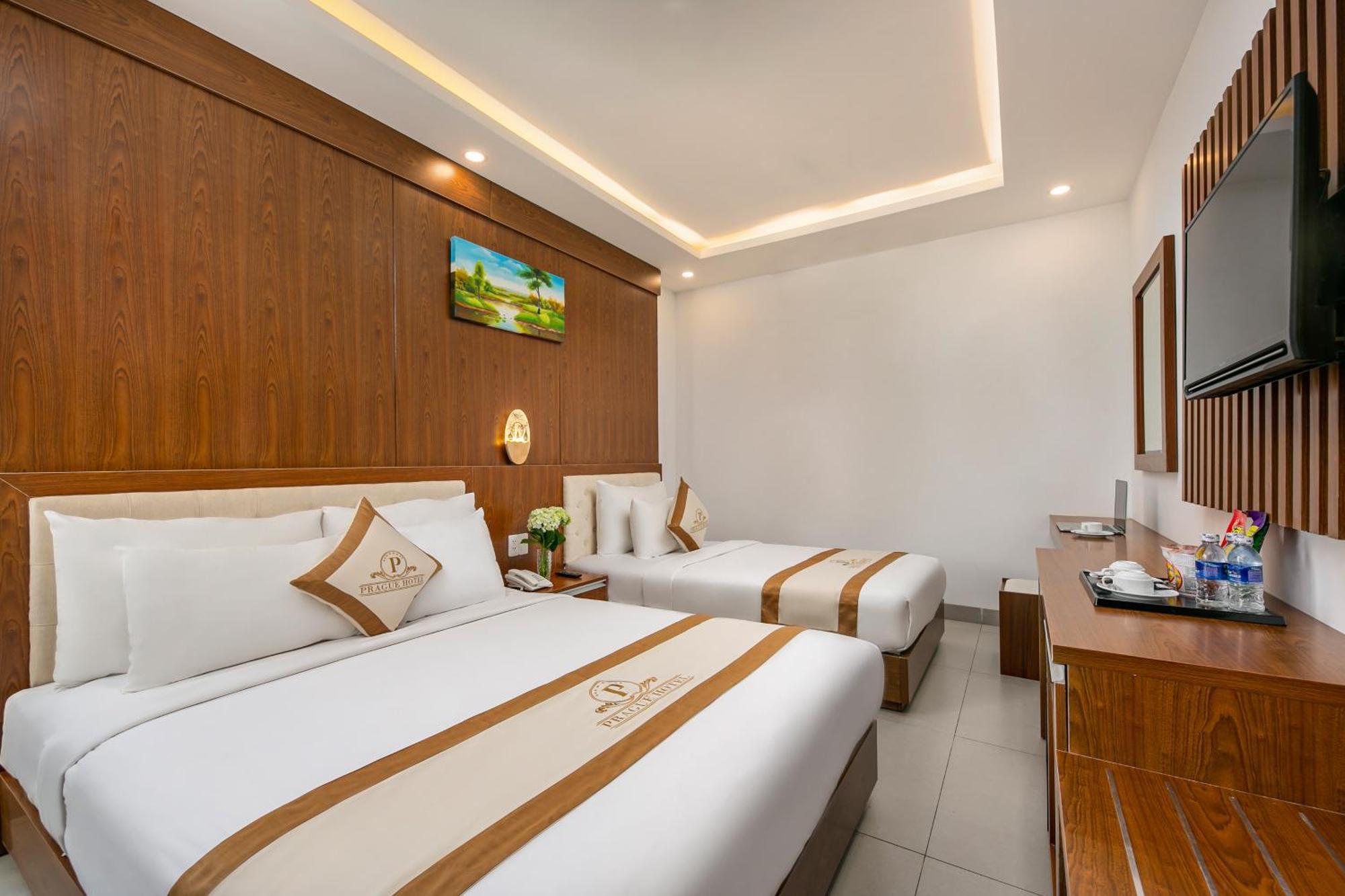 Prague Hotel 4*