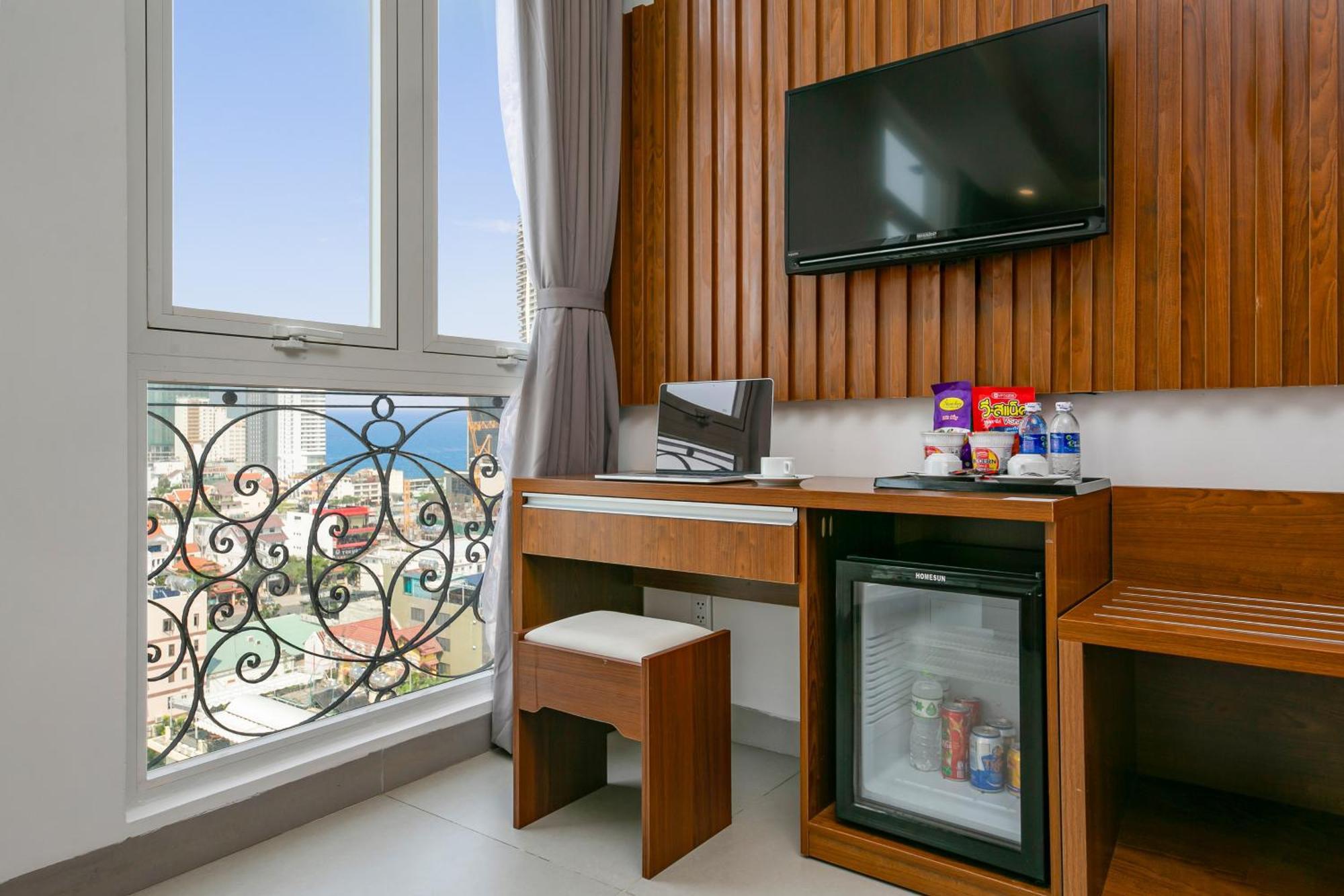 Prague 4* Da Nang