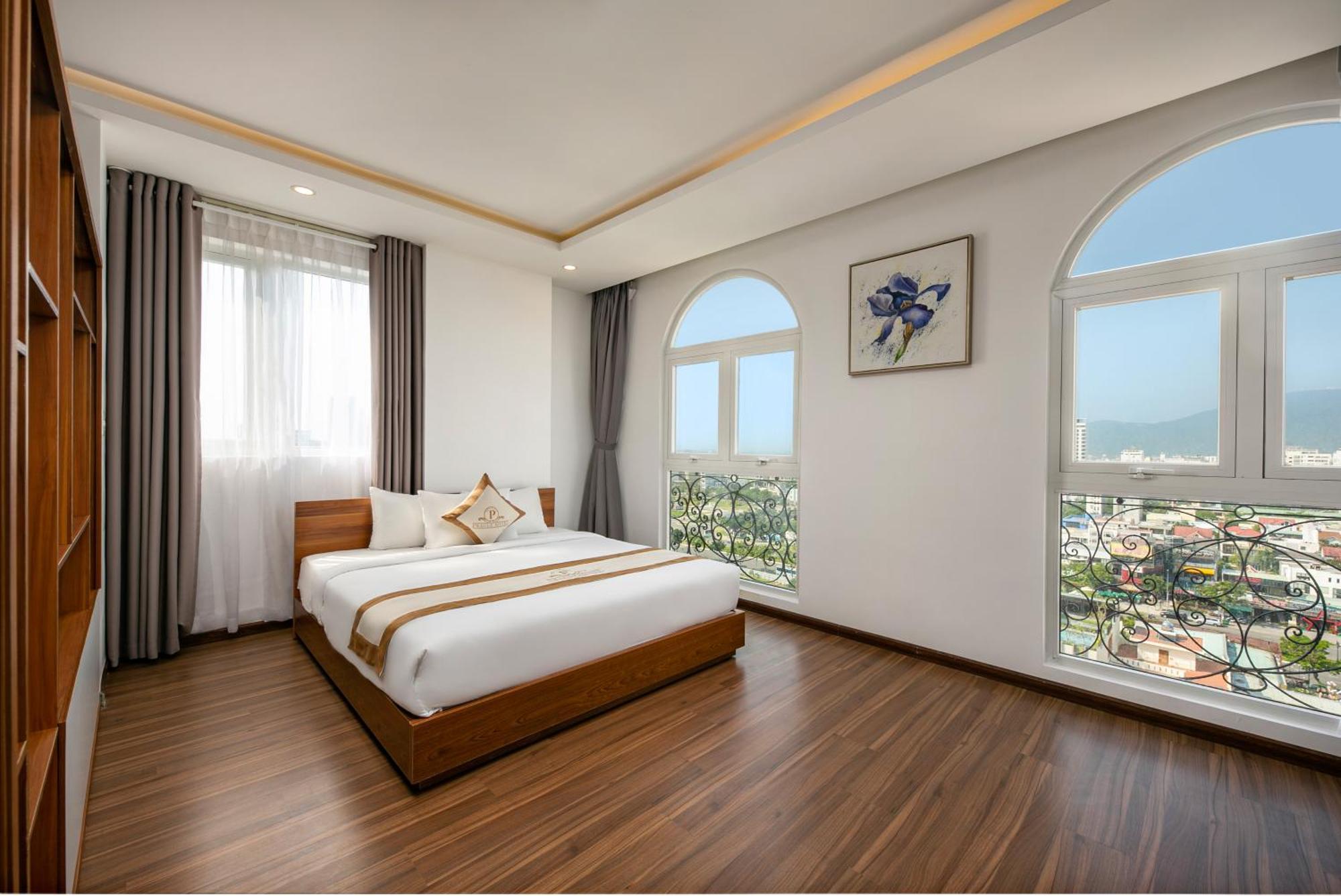 Hotel Prague Da Nang