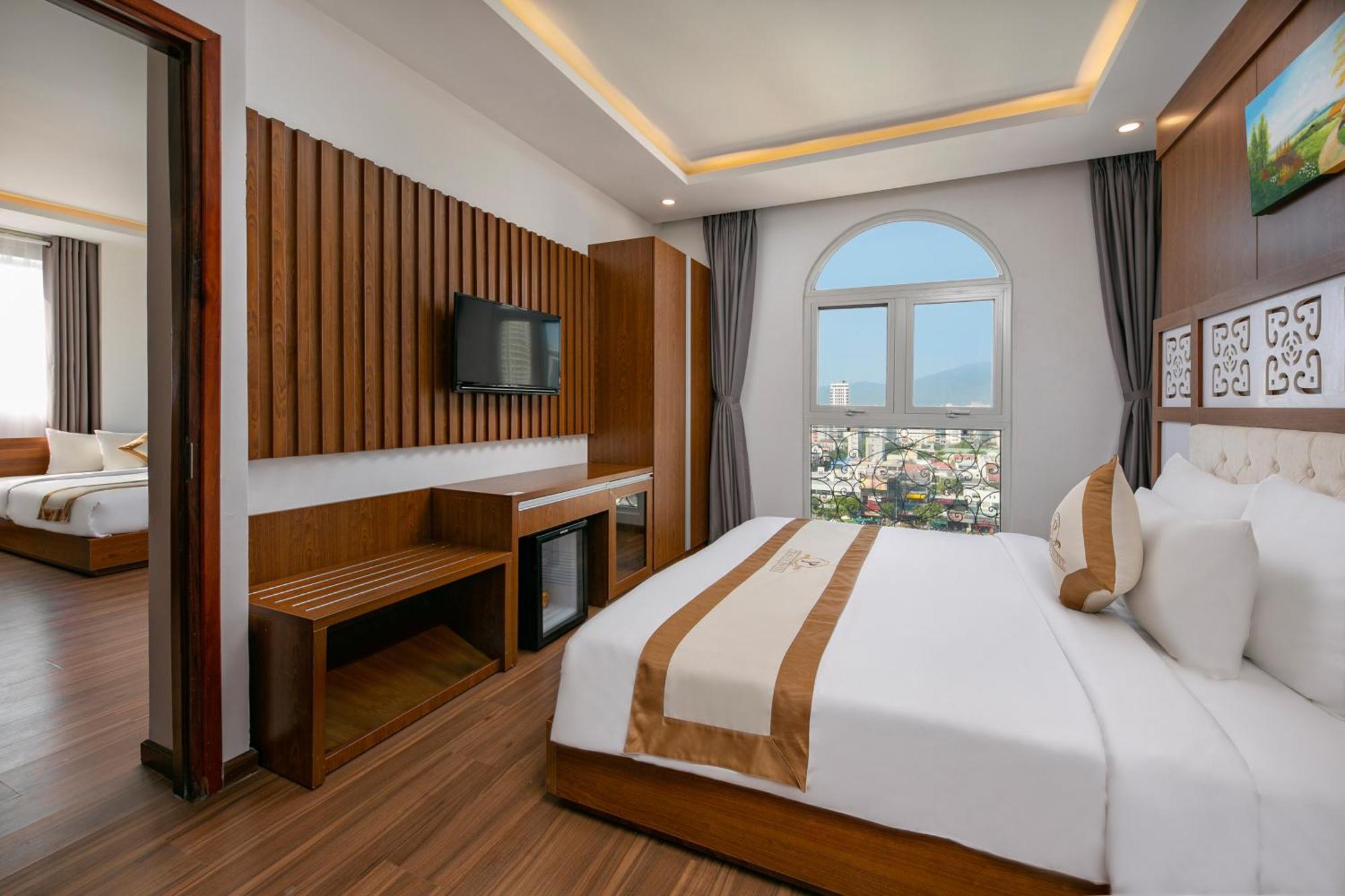Prague 4* Da Nang